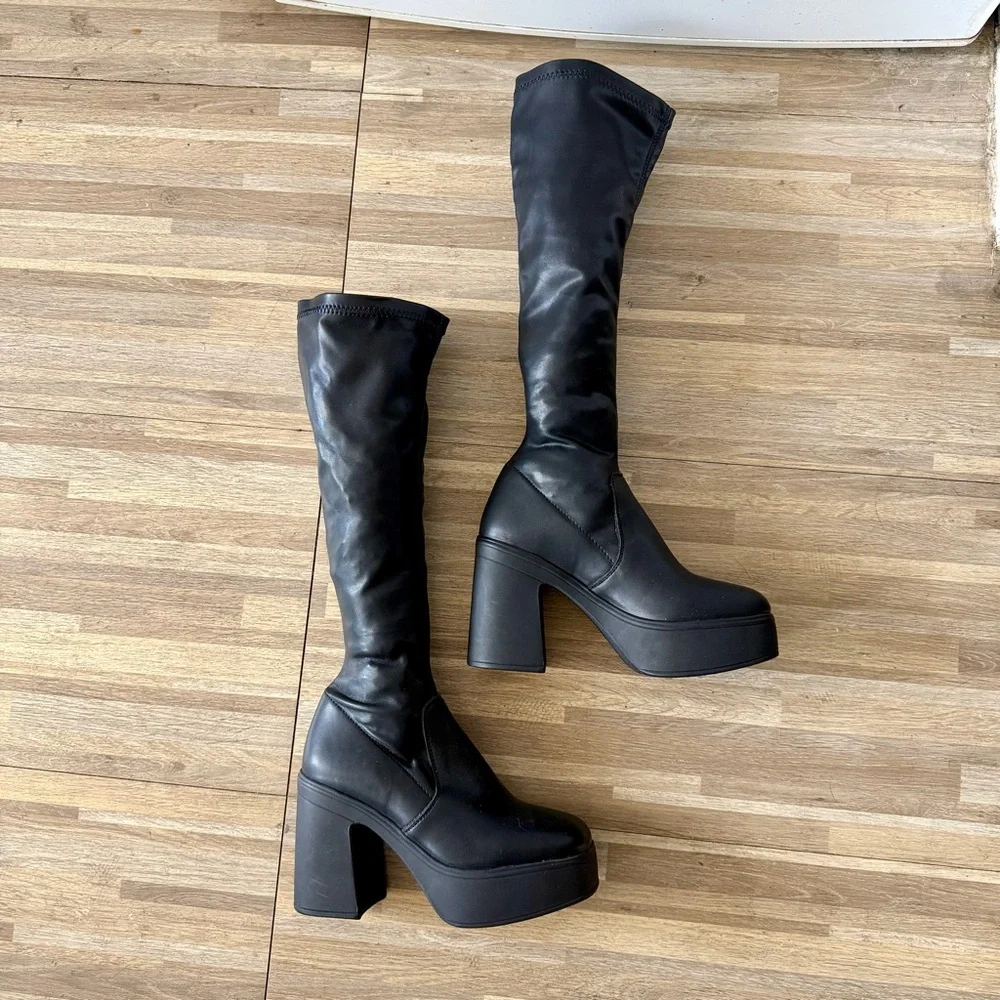 Steve Madden PHOENIX black leather platform heel boots, women’s size 6 - Picture 6 of 8